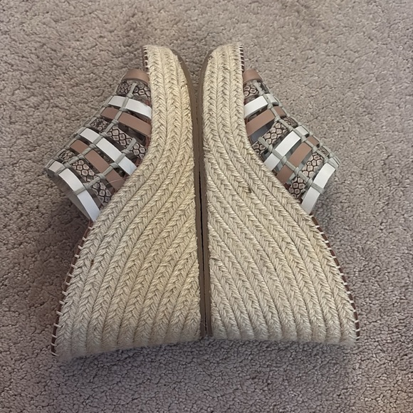 Dolce Vita Strappy Tan Espadrille Wedges - Picture 6 of 10